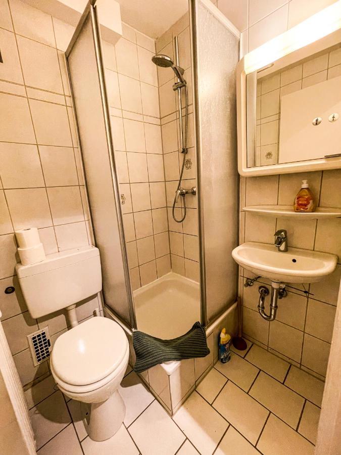 Apartment Fuer 3 Gaeste Kostenlose Parkplaetze Und Lift Hanóver Exterior foto